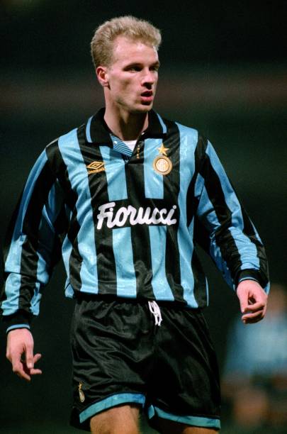 赛事背后的 赛事背后的