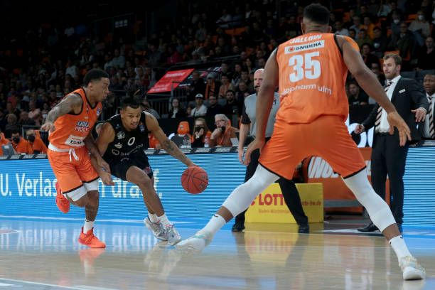 安在人员方 安在人员方