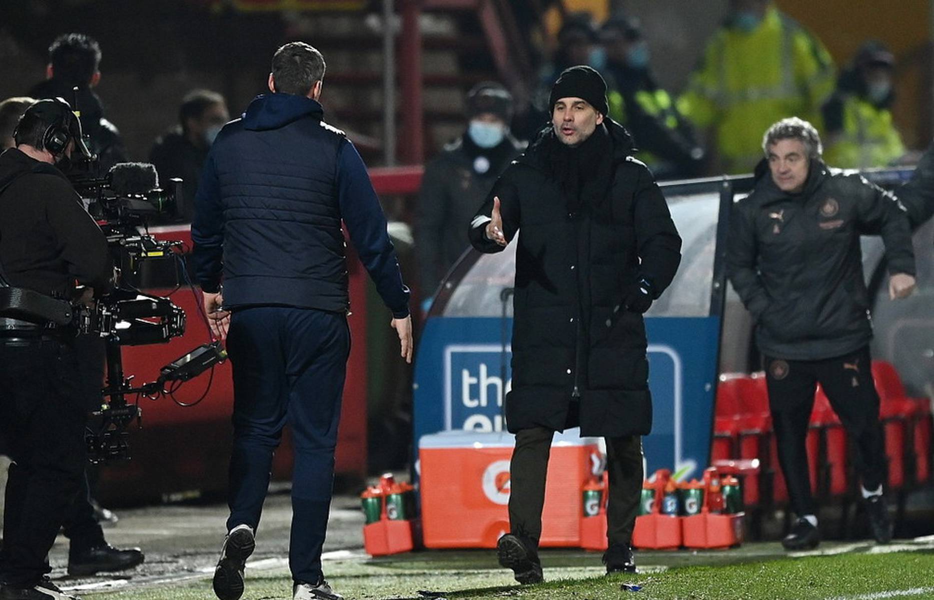 完成一击致 完成一击致