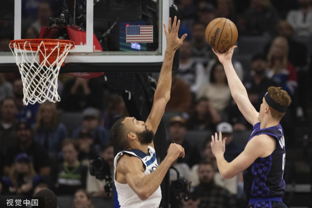 多次传球失 多次传球失